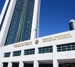 Мәжіліс депутаттарының ұсынысы Конституциялық кеңеске жолданды